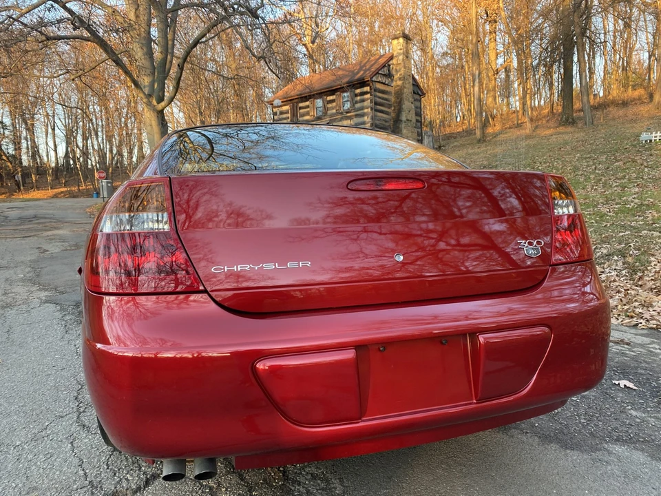 2004 Chrysler 300 - Image 26 of 31