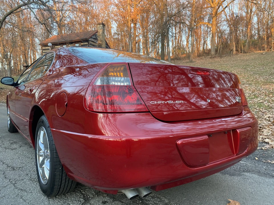 2004 Chrysler 300 - Image 28 of 31