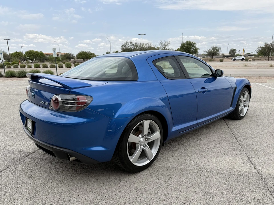 2004 Mazda RX-8 1st Gen - Image 19 of 31