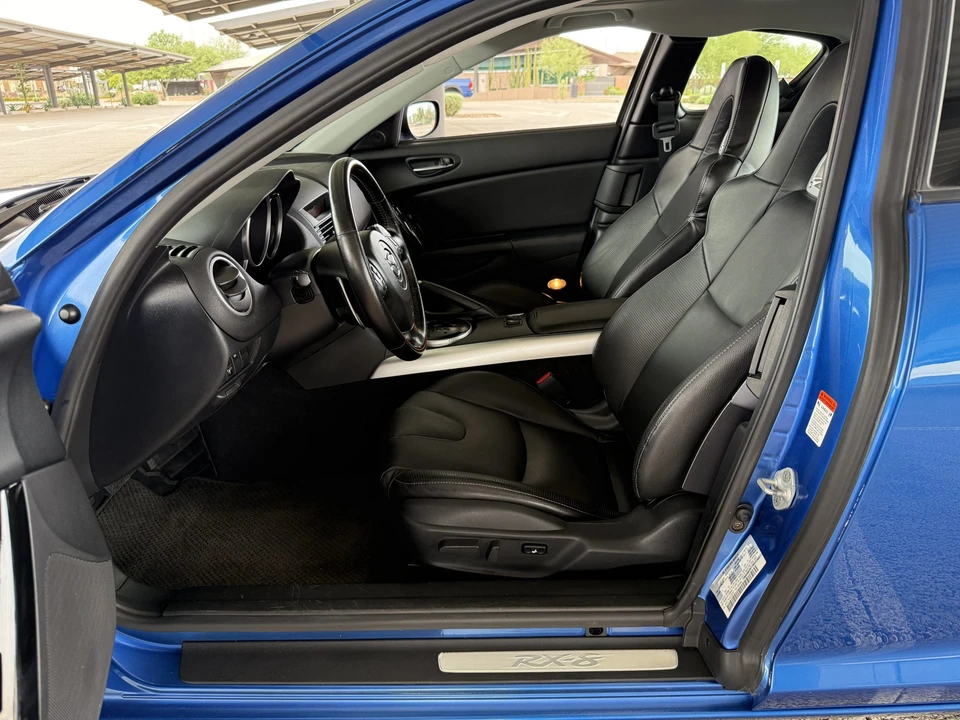 2004 Mazda RX-8 1st Gen - Image 26 of 31