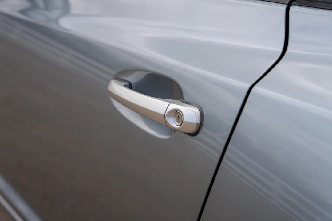 2005 Chrysler Crossfire - Image 31 of 31