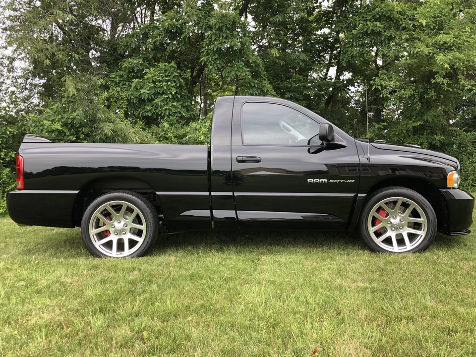 2005 Dodge Ram SRT-10 3rd Gen - Image 24 of 31