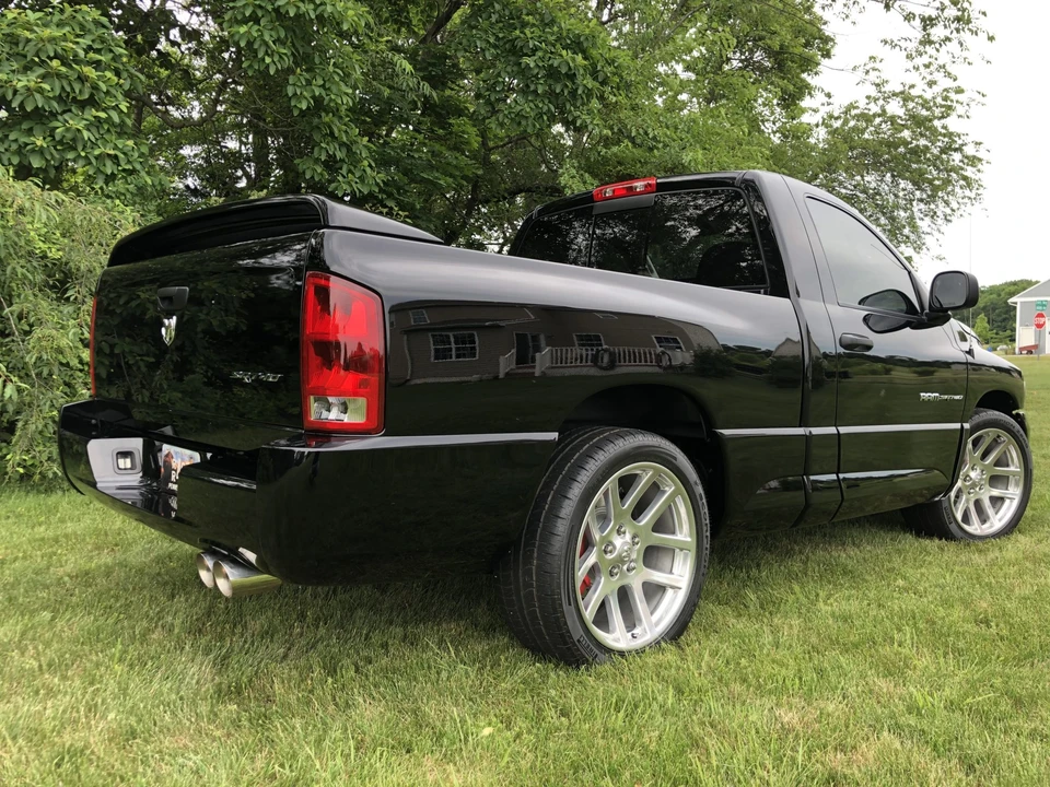 2005 Dodge Ram SRT-10 3rd Gen - Image 22 of 31