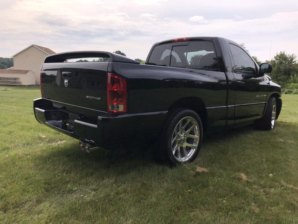 2005 Dodge Ram SRT-10 3rd Gen - Image 20 of 31