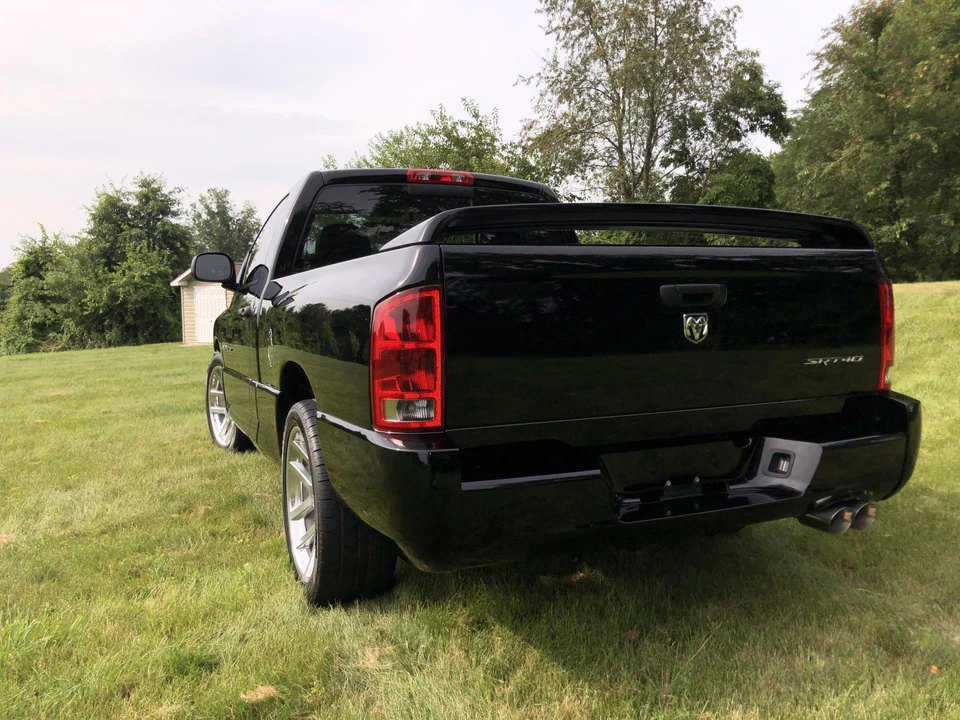 2005 Dodge Ram SRT-10 3rd Gen - Image 14 of 31