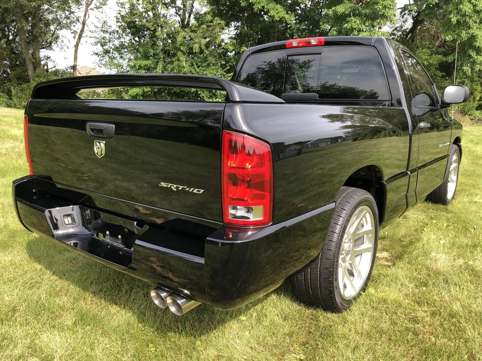 2005 Dodge Ram SRT-10 3rd Gen - Image 18 of 31