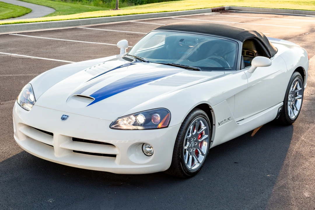2005 Dodge Viper 3rd Gen - Image 2 of 31