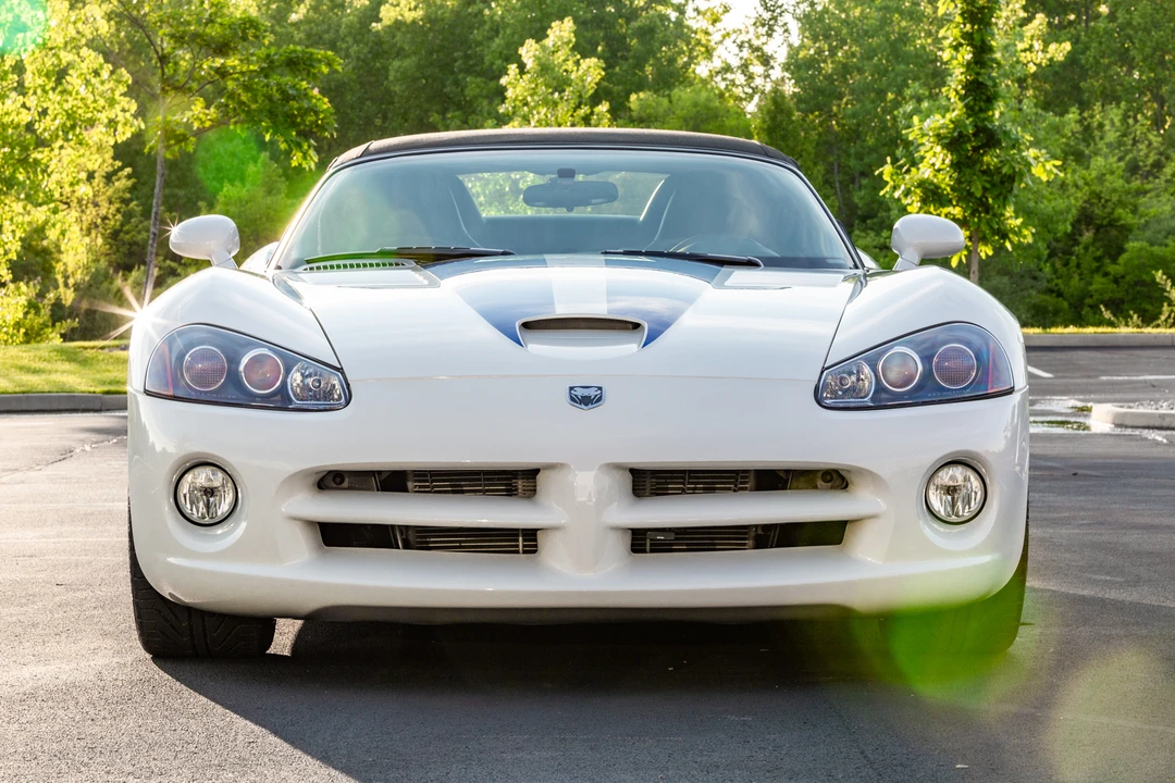 2005 Dodge Viper 3rd Gen - Image 13 of 31