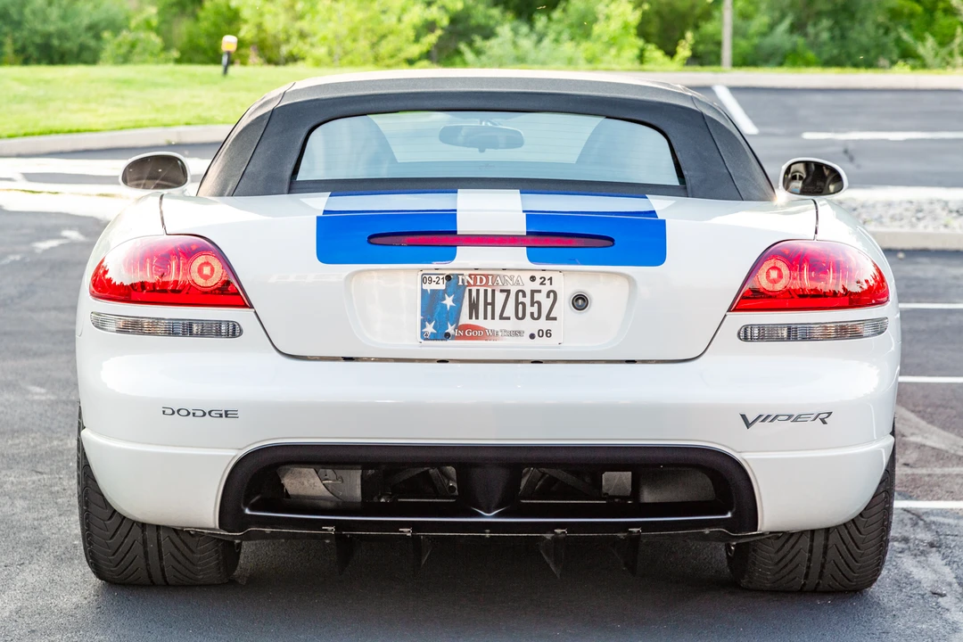 2005 Dodge Viper 3rd Gen - Image 9 of 31