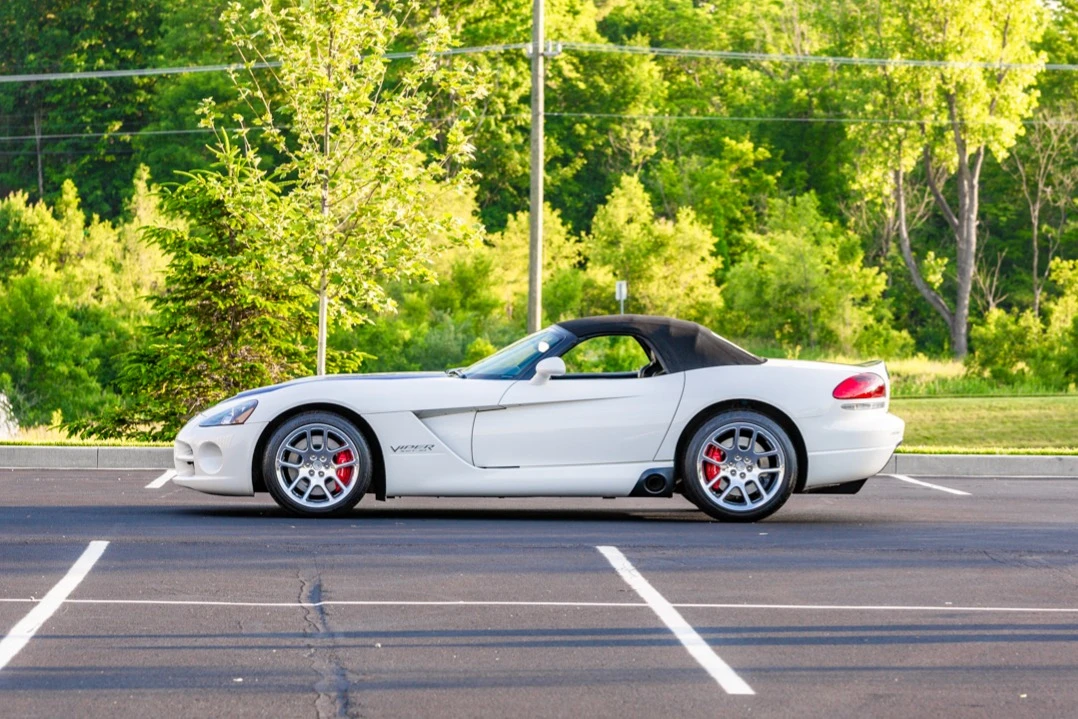 2005 Dodge Viper 3rd Gen - Image 5 of 31