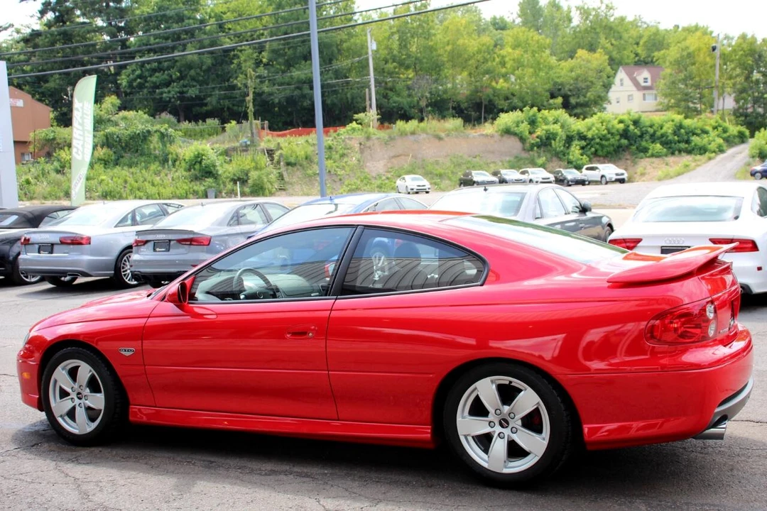 2005 Pontiac GTO 4th Gen - Image 15 of 31