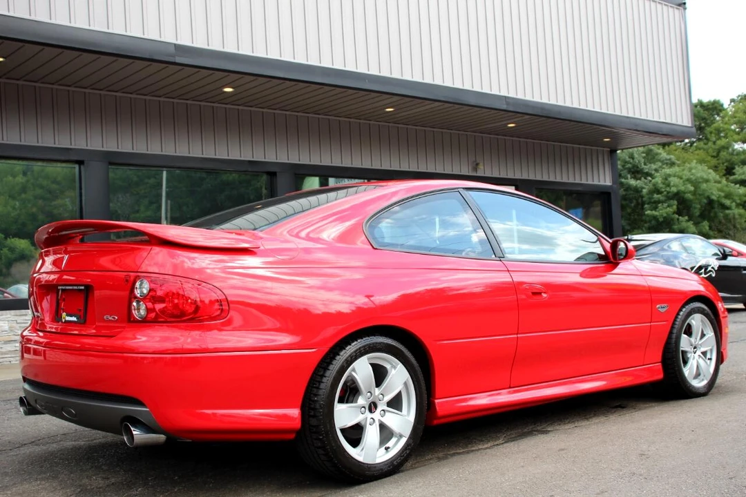 2005 Pontiac GTO 4th Gen - Image 10 of 31