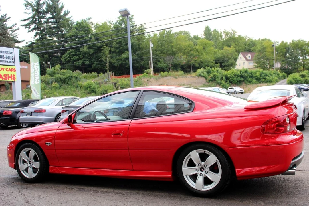 2005 Pontiac GTO 4th Gen - Image 16 of 31