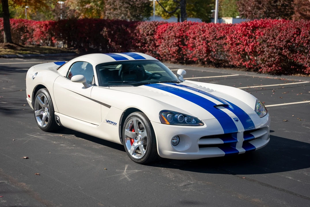 2006 Dodge Viper 3rd Gen - Image 16 of 31