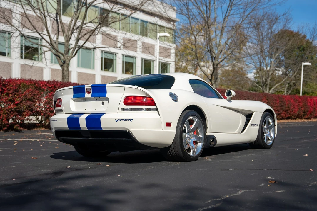 2006 Dodge Viper 3rd Gen - Image 13 of 31