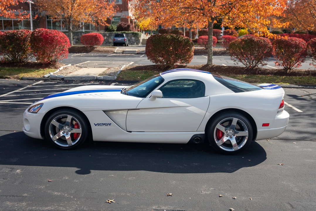 2006 Dodge Viper 3rd Gen - Image 4 of 31