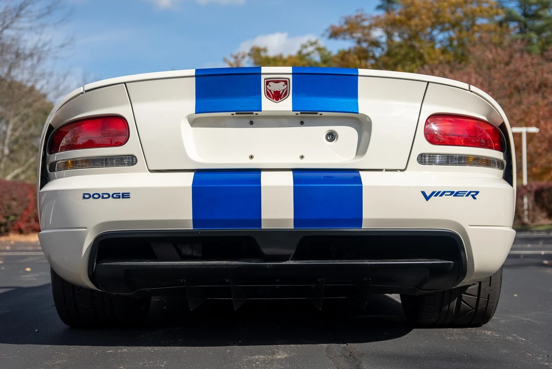 2006 Dodge Viper 3rd Gen - Image 8 of 31