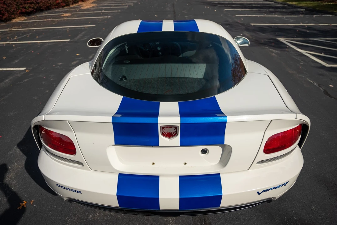 2006 Dodge Viper 3rd Gen - Image 11 of 31