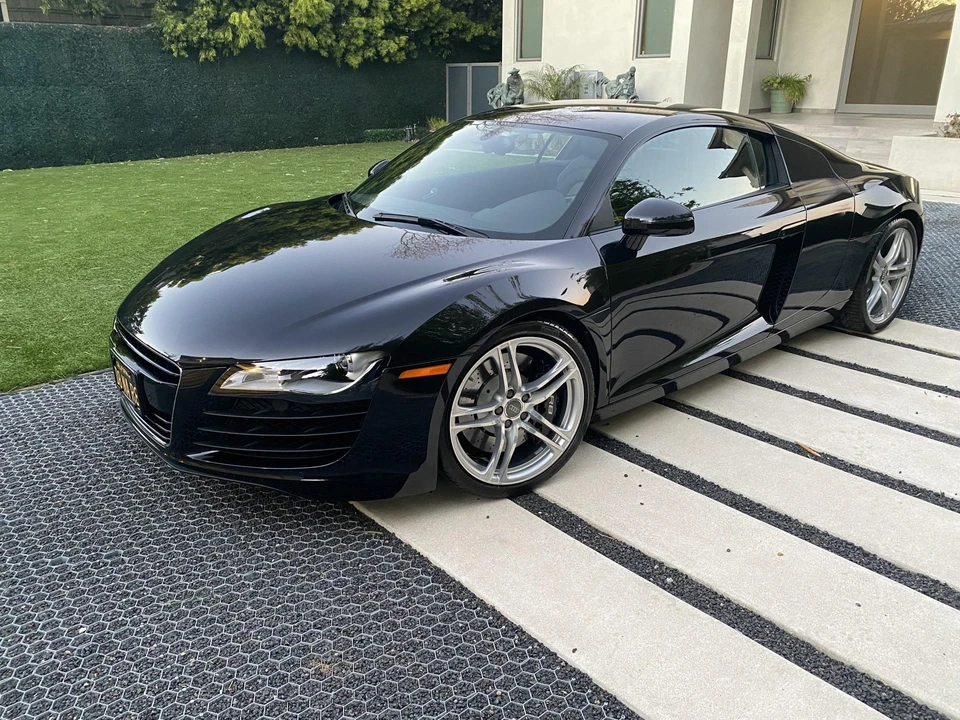 2008 Audi 42 R8 - Image 2 of 31