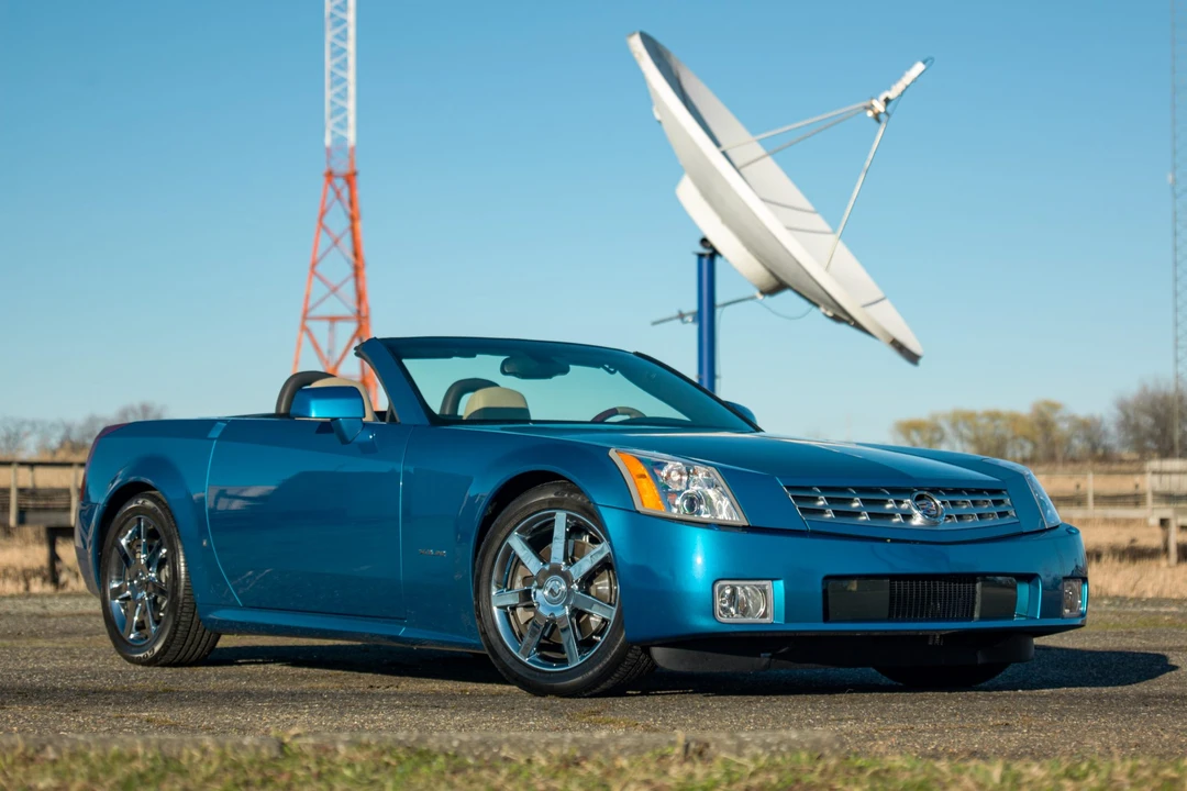 2008 Cadillac XLR - Image 19 of 31