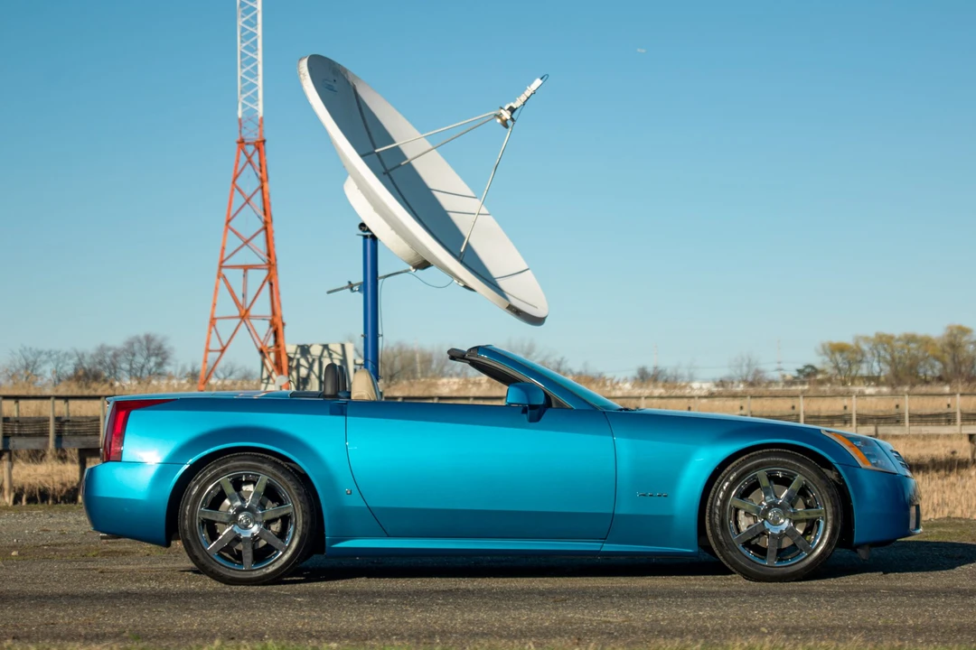 2008 Cadillac XLR - Image 16 of 31