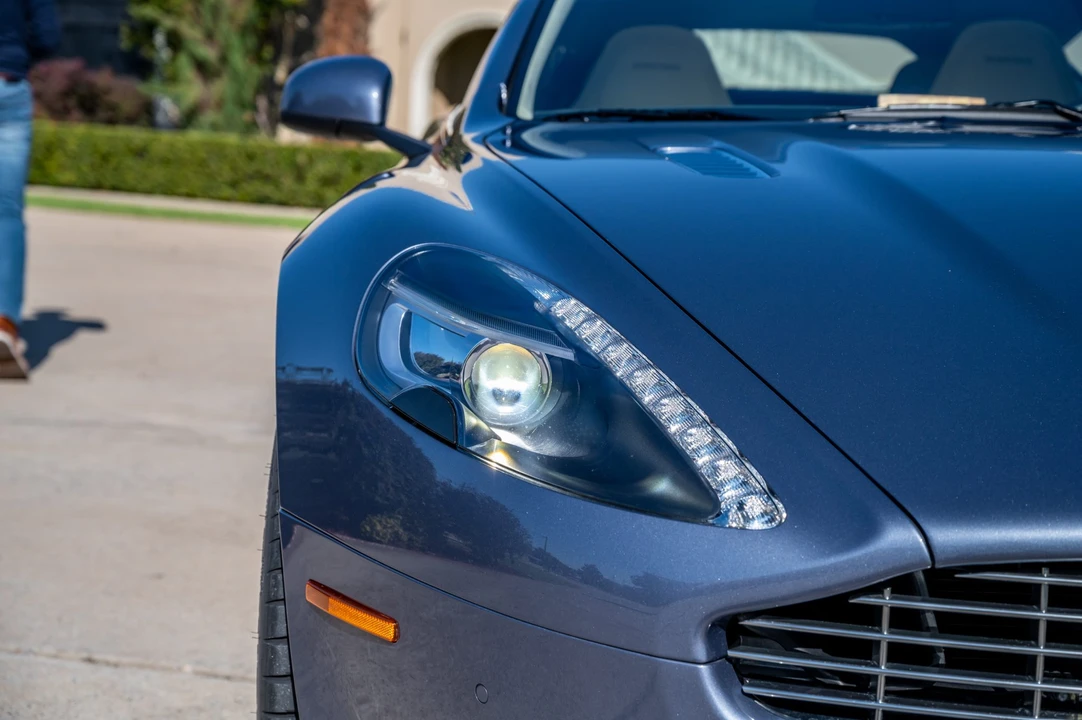 2010 Aston Martin Rapide - Image 25 of 31