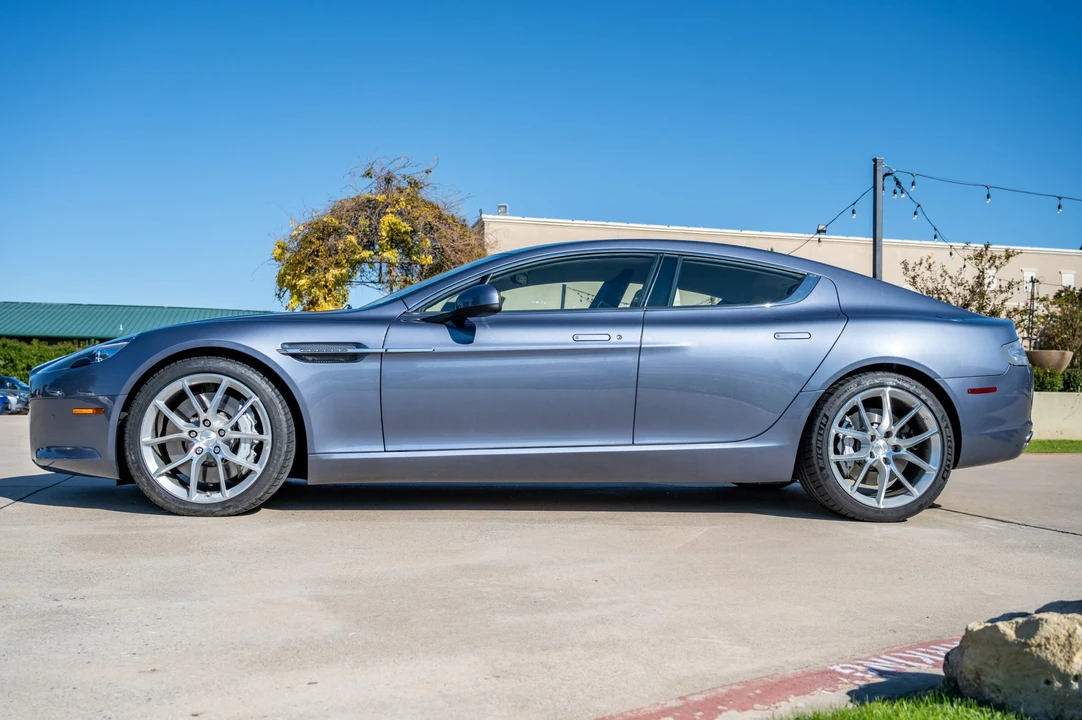 2010 Aston Martin Rapide - Image 16 of 31