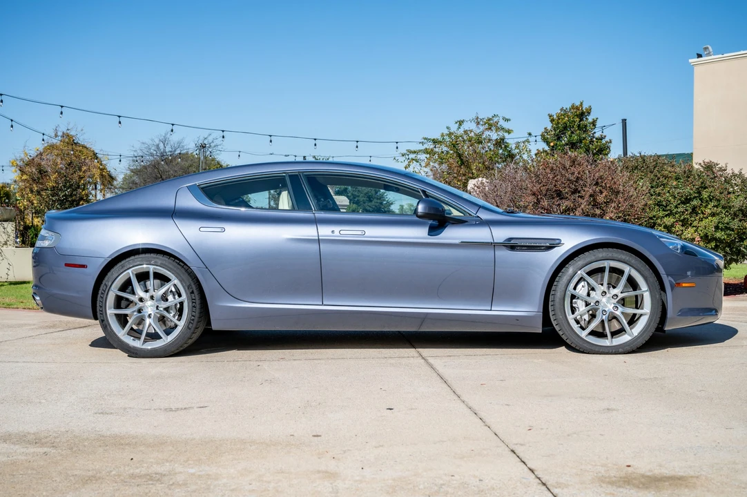 2010 Aston Martin Rapide - Image 8 of 31