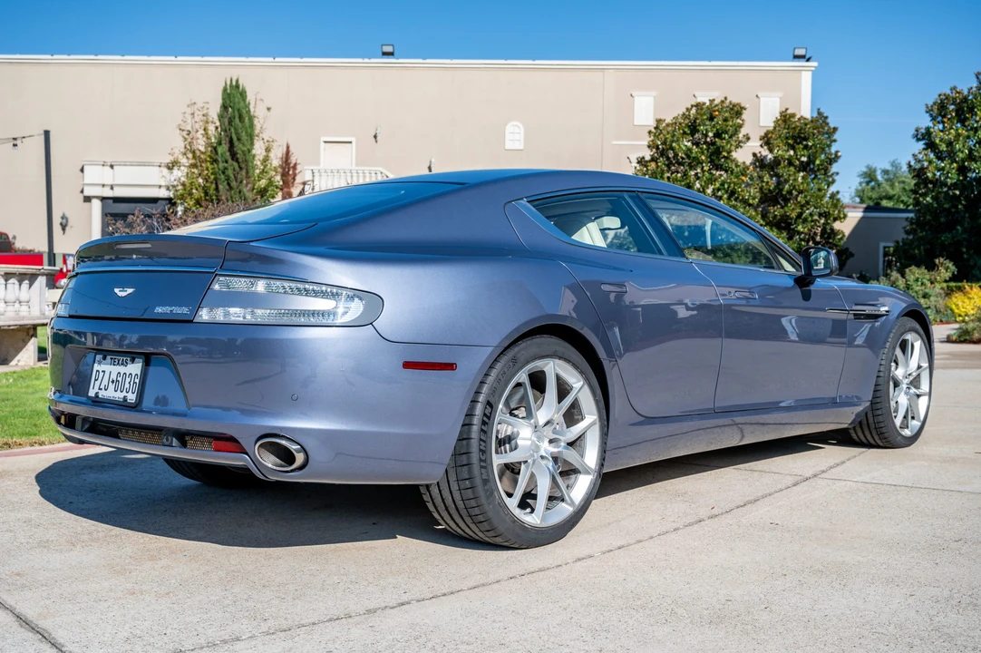 2010 Aston Martin Rapide - Image 9 of 31