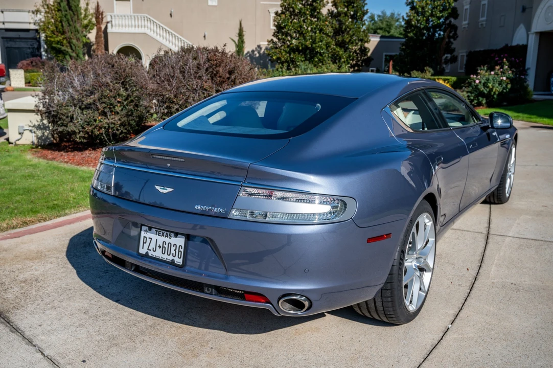 2010 Aston Martin Rapide - Image 10 of 31
