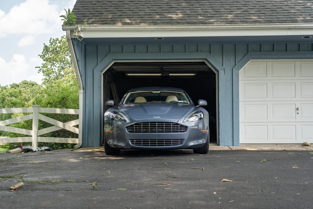 2010 Aston Martin Rapide - Image 10 of 31