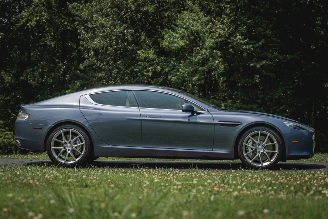 2010 Aston Martin Rapide - Image 22 of 31