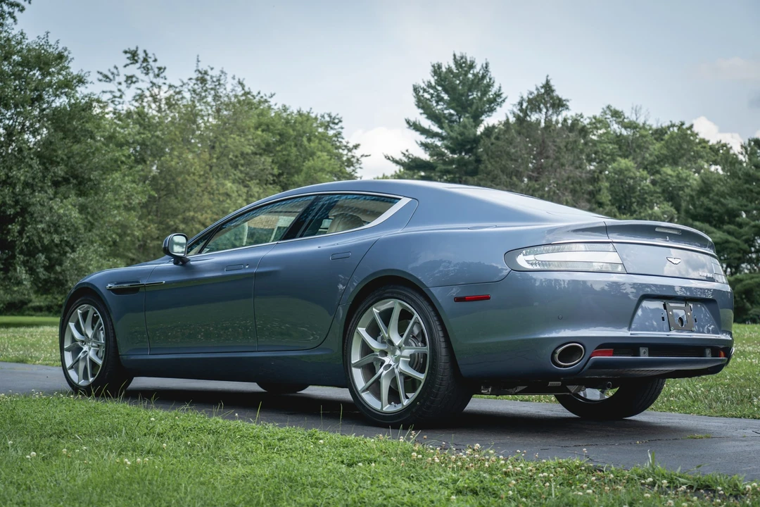 2010 Aston Martin Rapide - Image 28 of 31