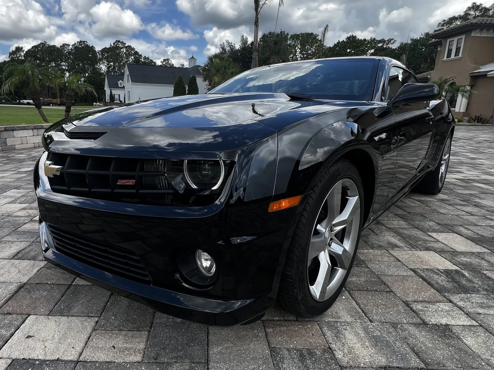 2010 Chevrolet Camaro SS 5th Gen - Image 2 of 31