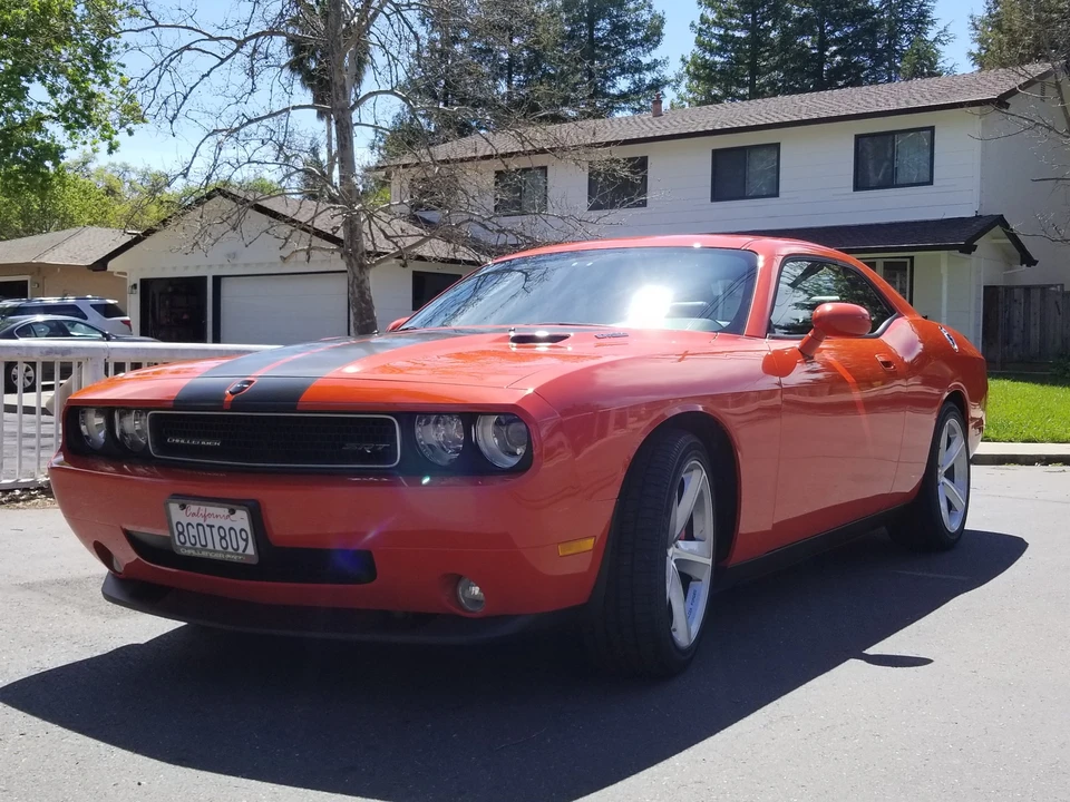 2010 Dodge Challenger SRT8 & 392 3rd Gen - Image 4 of 31