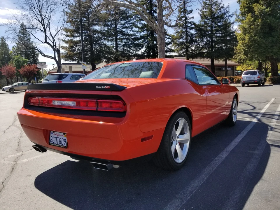 2010 Dodge Challenger SRT8 & 392 3rd Gen - Image 9 of 31