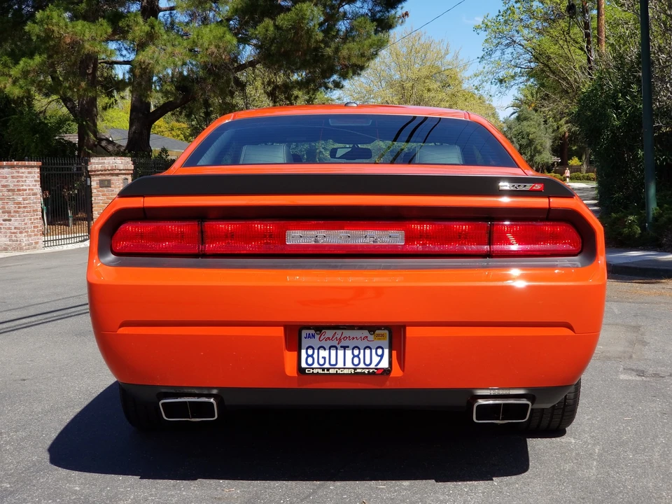 2010 Dodge Challenger SRT8 & 392 3rd Gen - Image 8 of 31