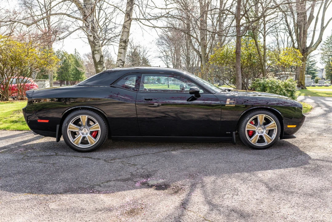 2010 Dodge Challenger SRT8 & 392 3rd Gen - Image 10 of 31