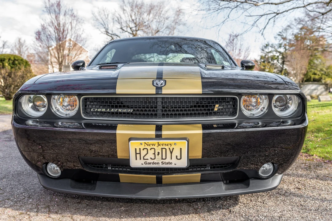 2010 Dodge Challenger SRT8 & 392 3rd Gen - Image 15 of 31