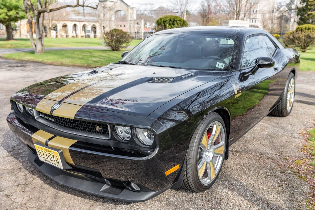 2010 Dodge Challenger SRT8 & 392 3rd Gen - Image 3 of 31