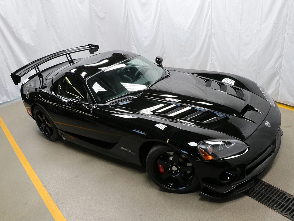 2010 Dodge Viper ACR 4th Gen - Image 2 of 31