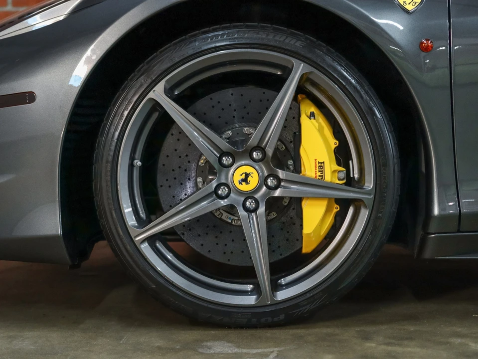 2010 Ferrari 458 Italia - Image 30 of 31