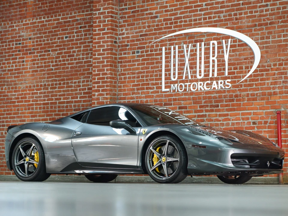 2010 Ferrari 458 Italia - Image 2 of 31