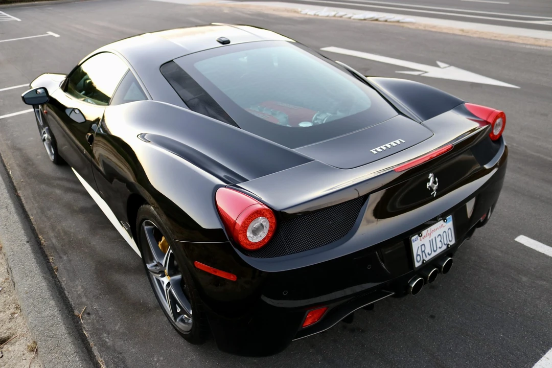 2011 Ferrari 458 Italia - Image 16 of 31