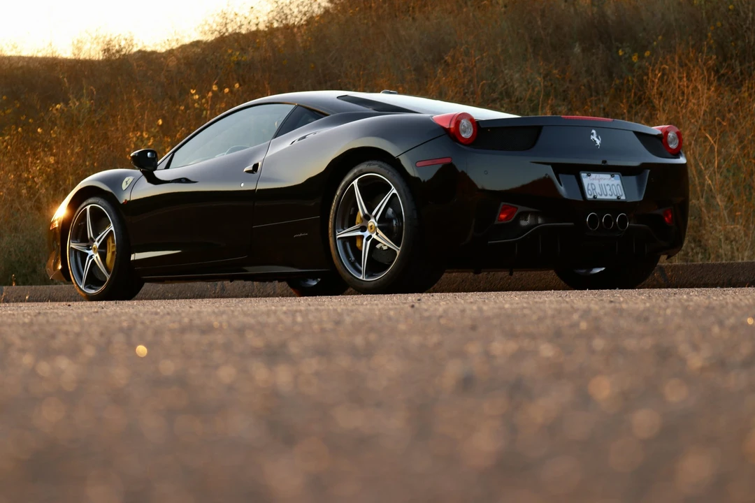 2011 Ferrari 458 Italia - Image 14 of 31