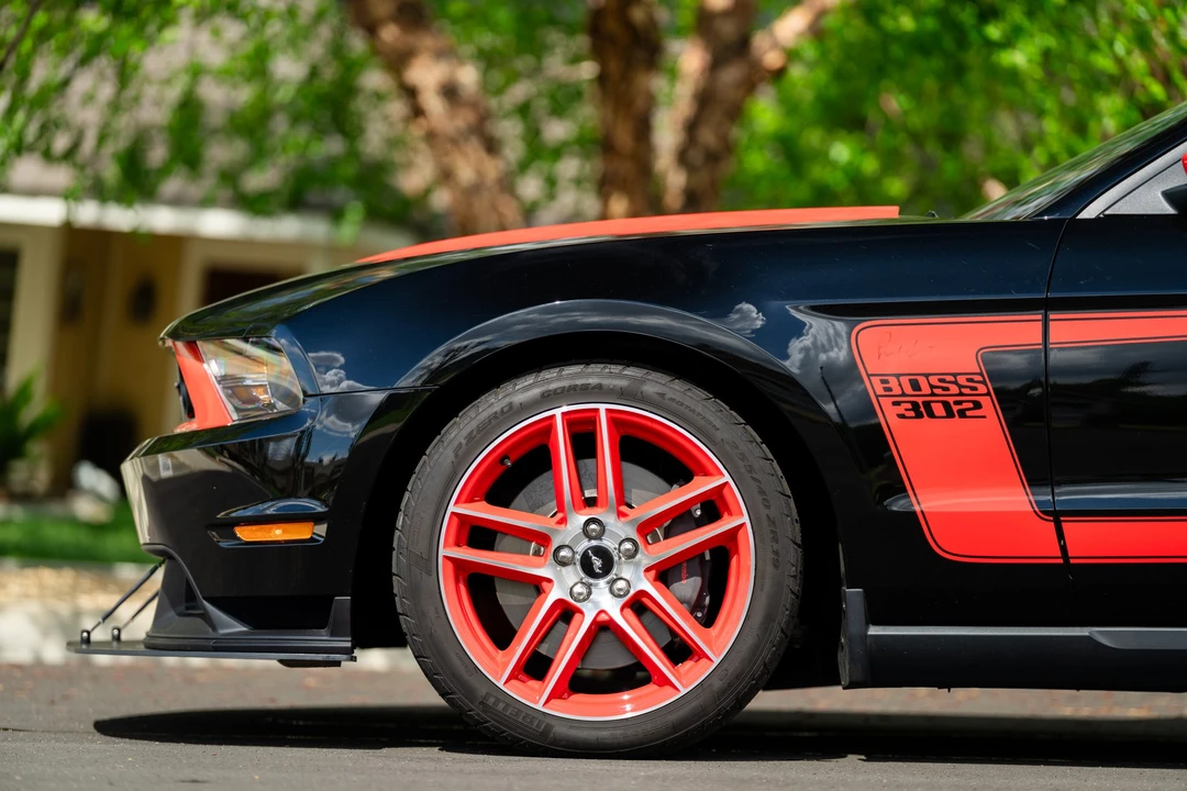 2012 Ford S197 Mustang - Image 13 of 31