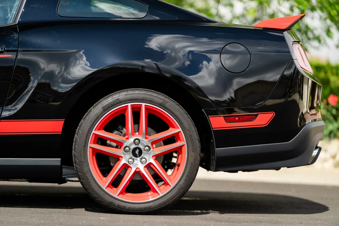 2012 Ford S197 Mustang - Image 15 of 31