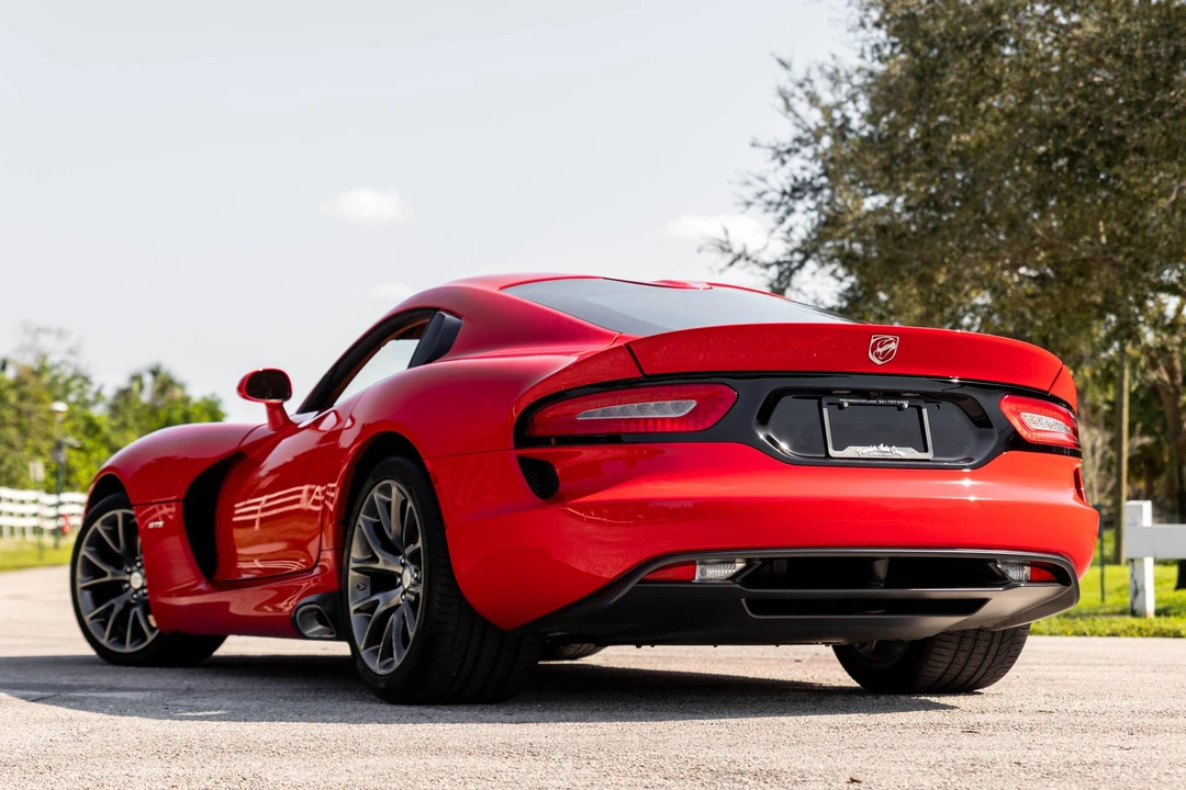2013 Dodge Viper 5th Gen - Image 5 of 31