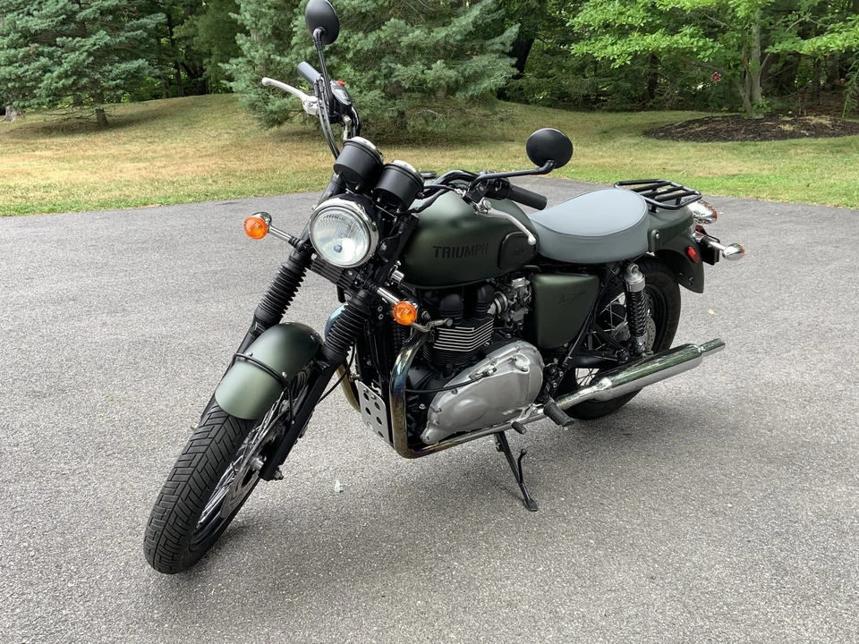 2013 Triumph New Bonneville - Image 5 of 31