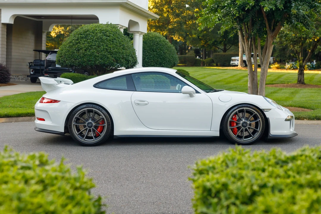 2014 Porsche 991 GT3 - Image 22 of 31